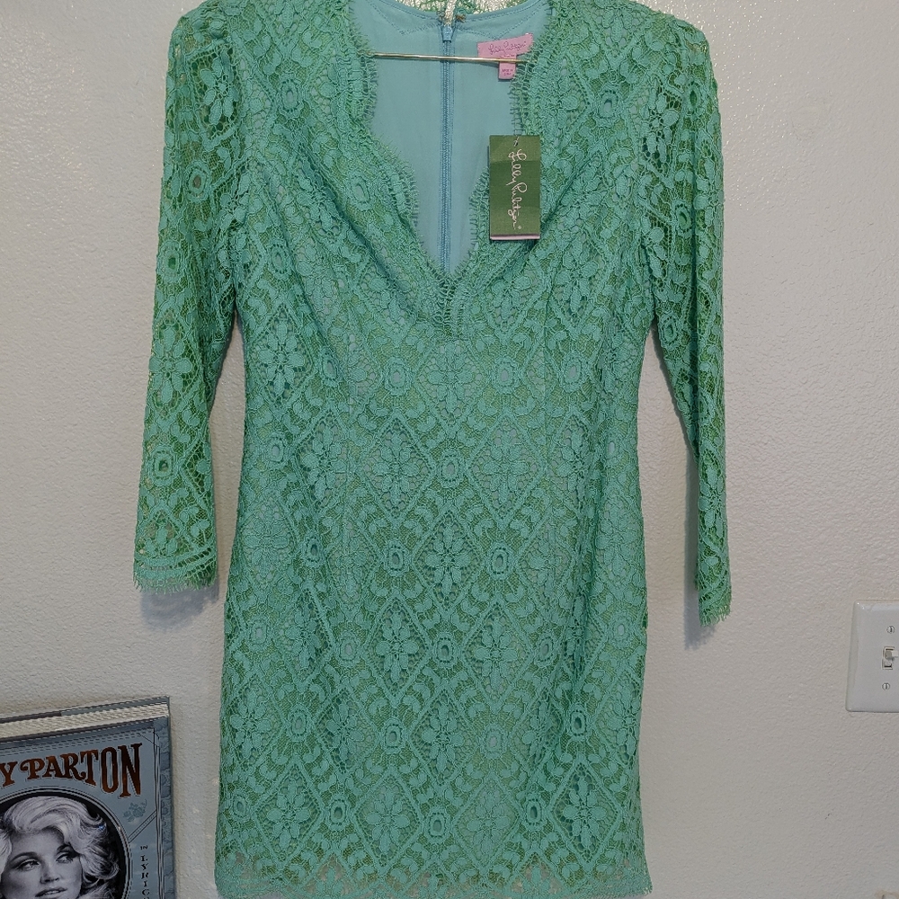 Lilly Pulitzer Eyelet Keylime Mini Dress NWT - Picture 3 of 6